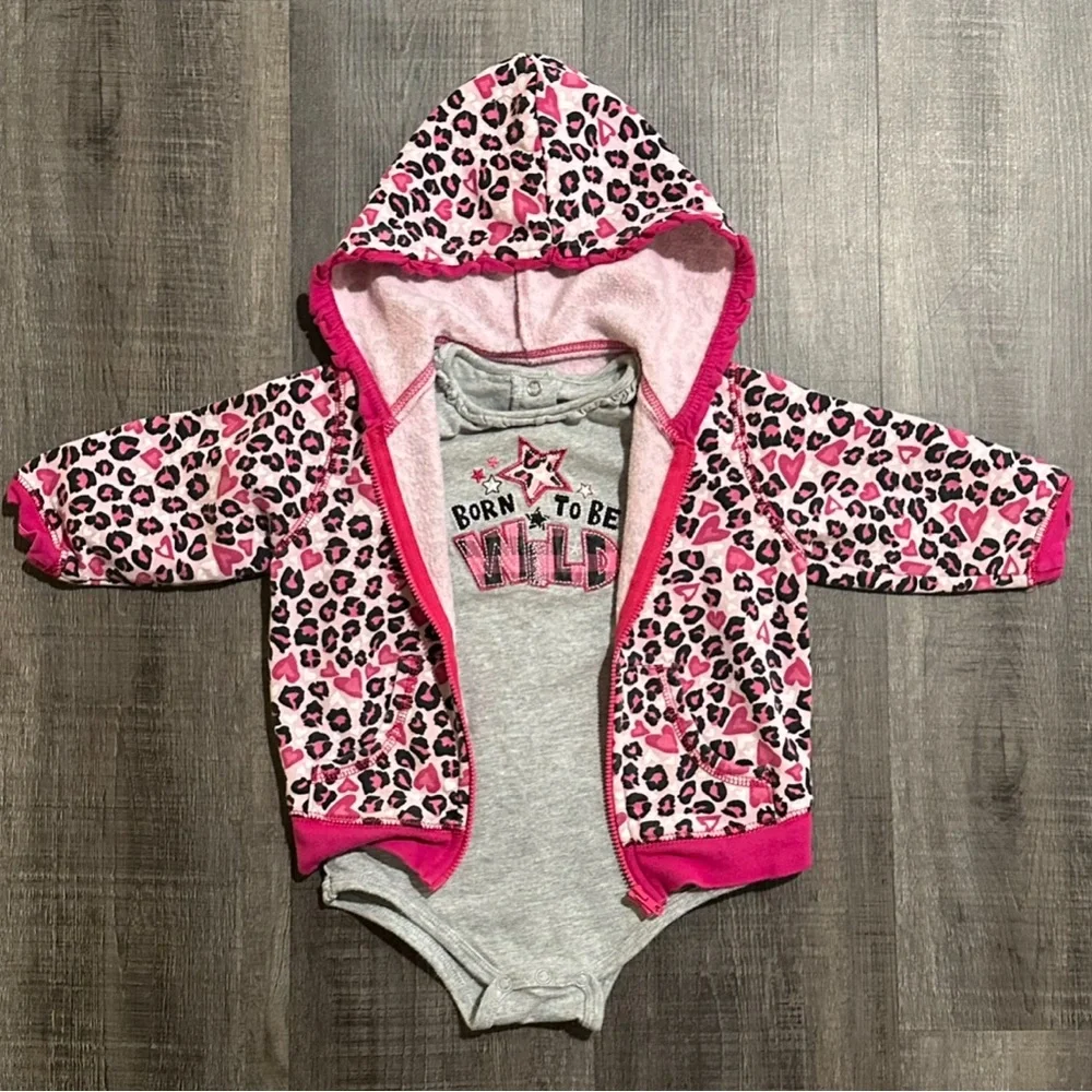 Baby Girls Size 12 Months Pink Leopard “Born To Be Wild” Hoodie & Bodysuit Set